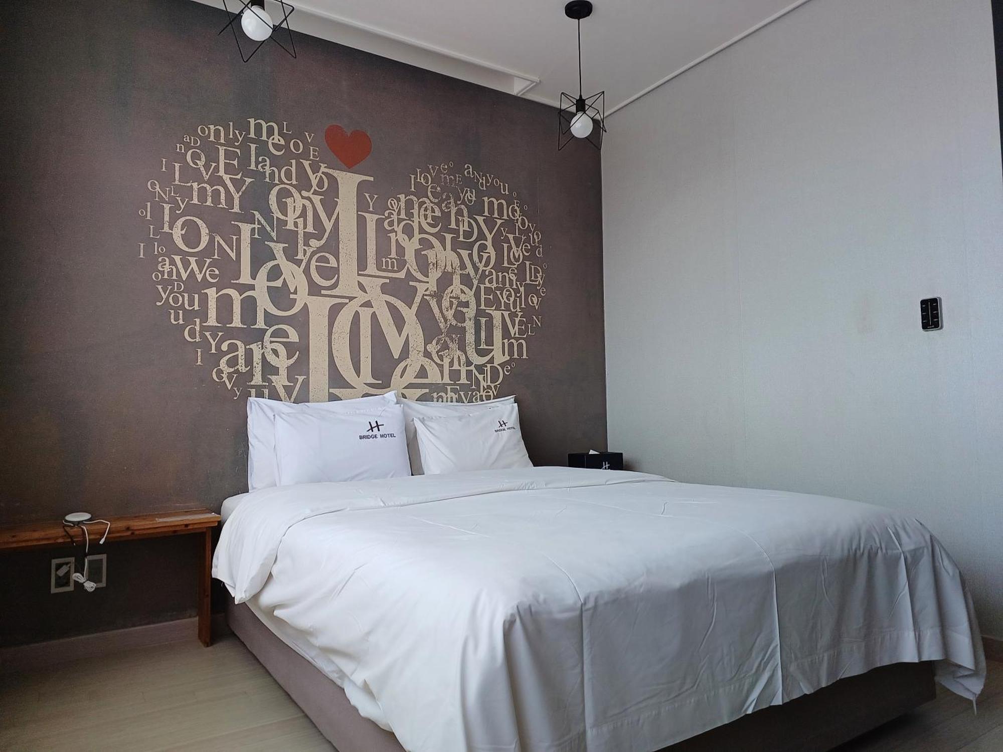 Tongyeong Bridge Hotel Extérieur photo