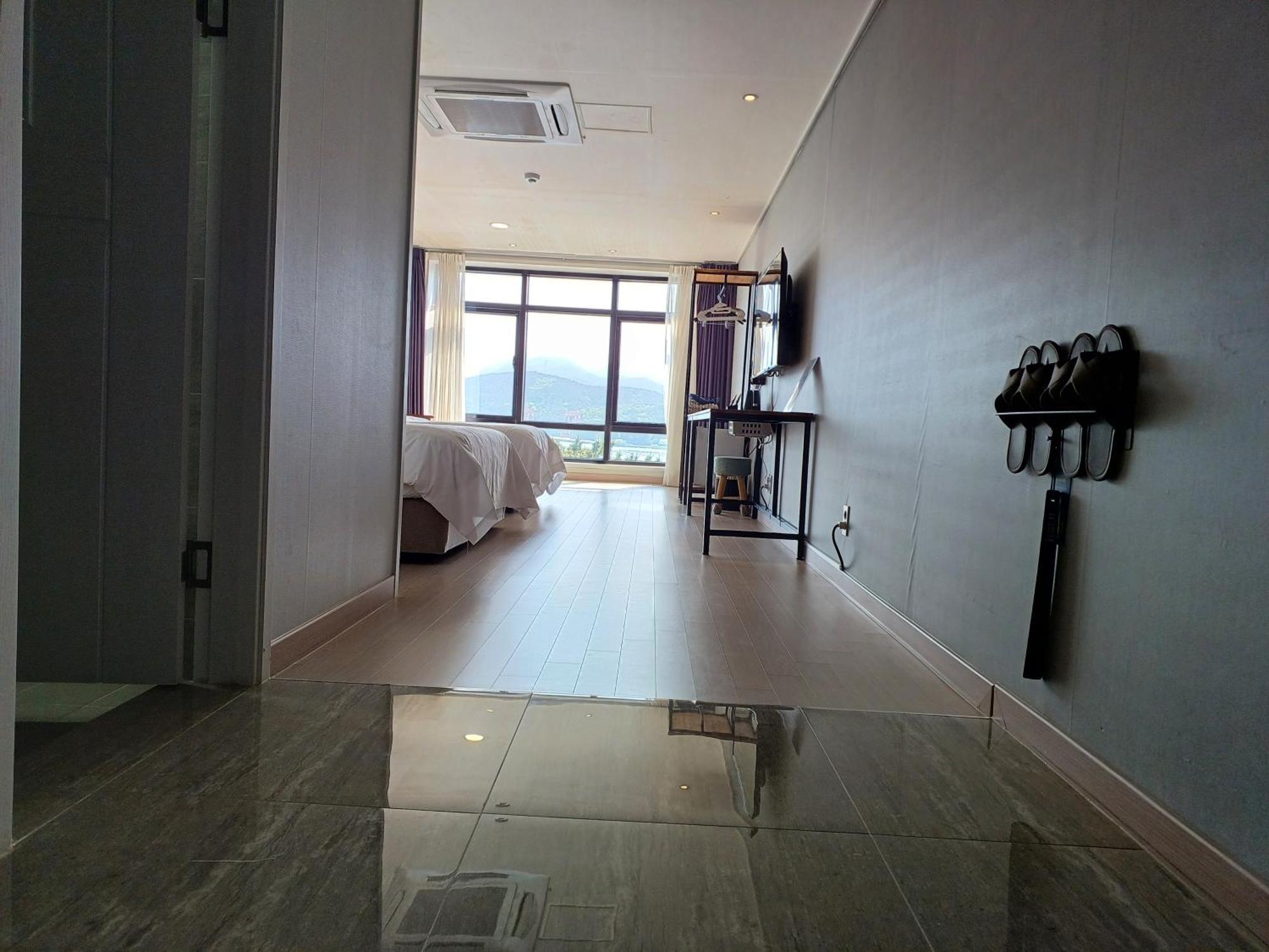 Tongyeong Bridge Hotel Extérieur photo
