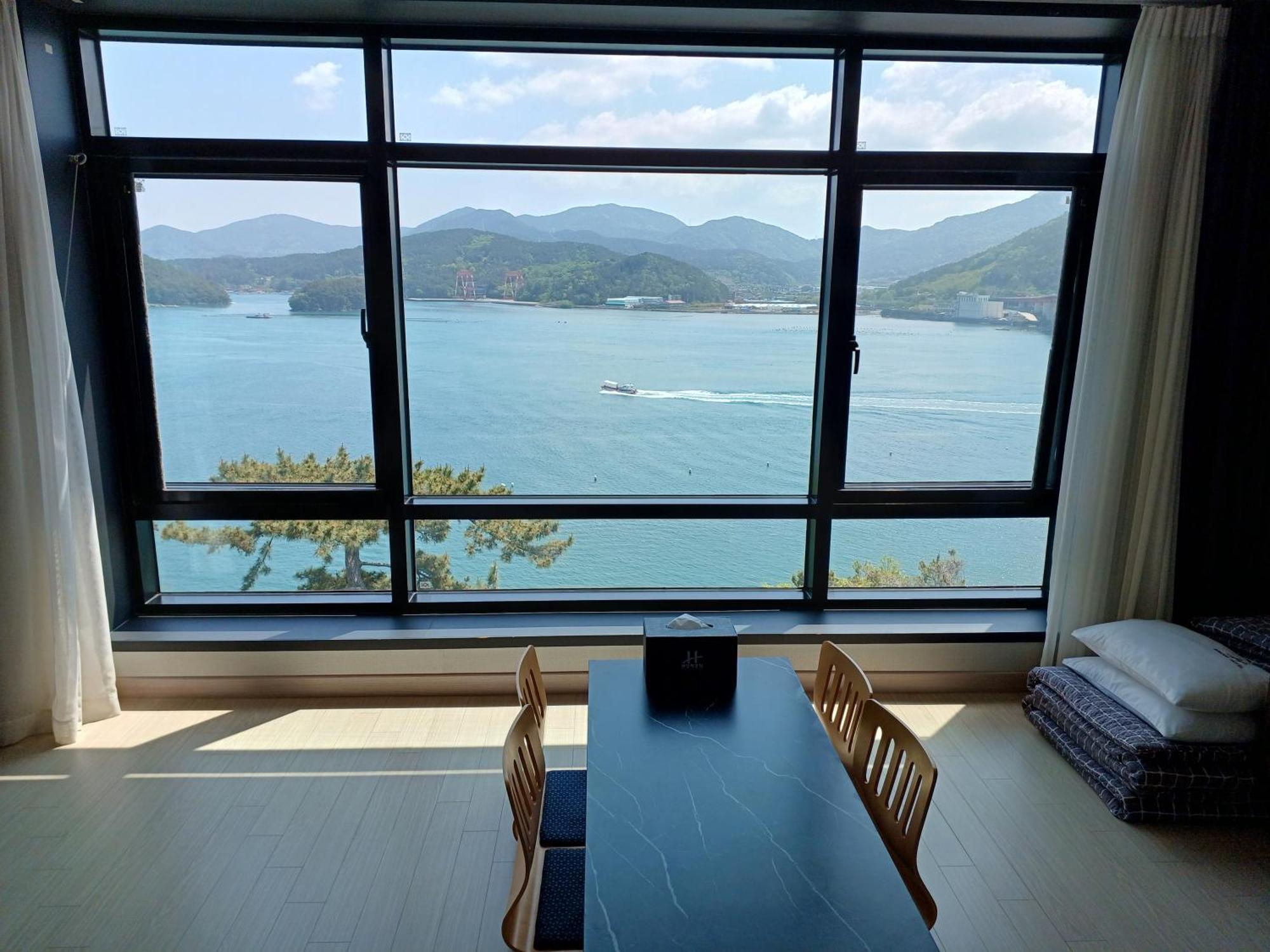 Tongyeong Bridge Hotel Extérieur photo