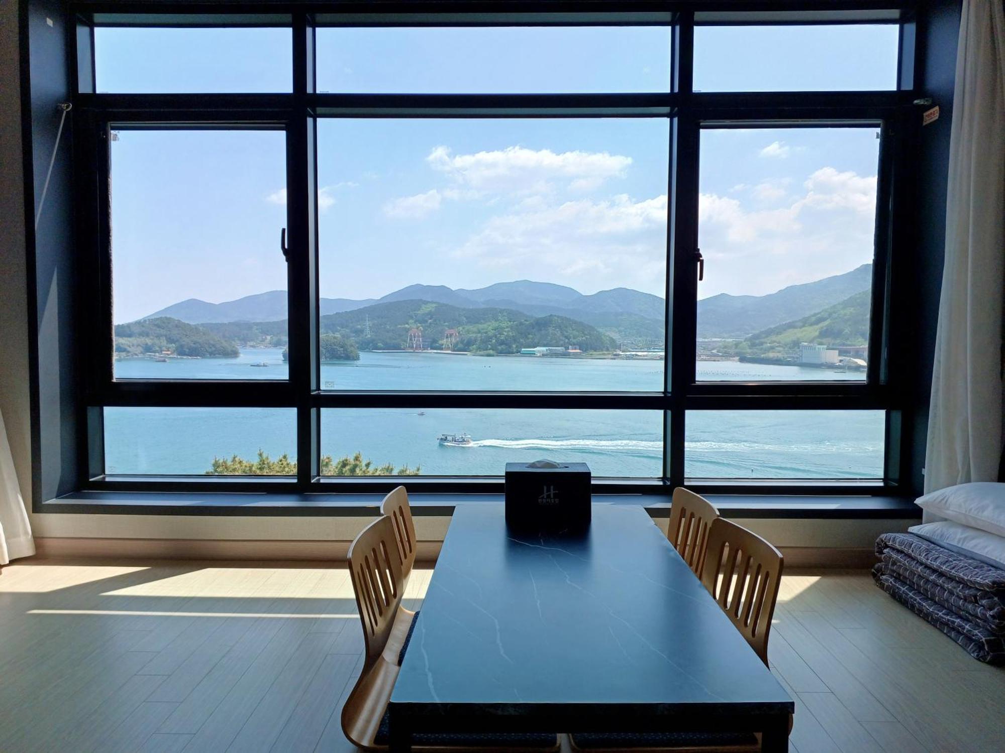 Tongyeong Bridge Hotel Extérieur photo