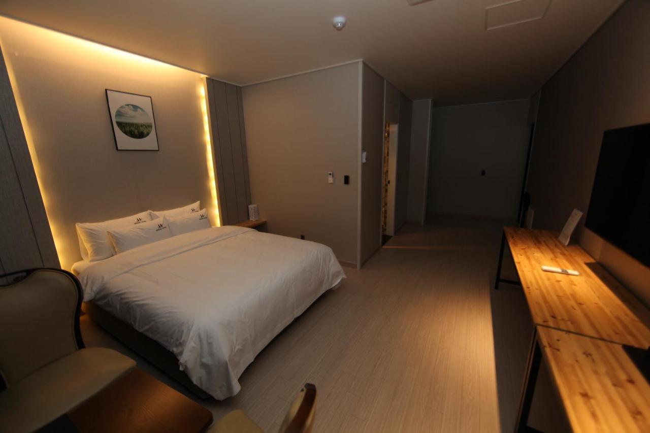Tongyeong Bridge Hotel Extérieur photo